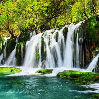 Why Winter is the Best Time to Visit Jiuzhaigou